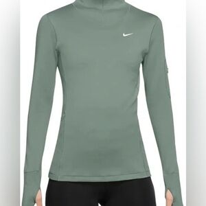 Women’s Nike Therma-Fit Turtleneck Pullover